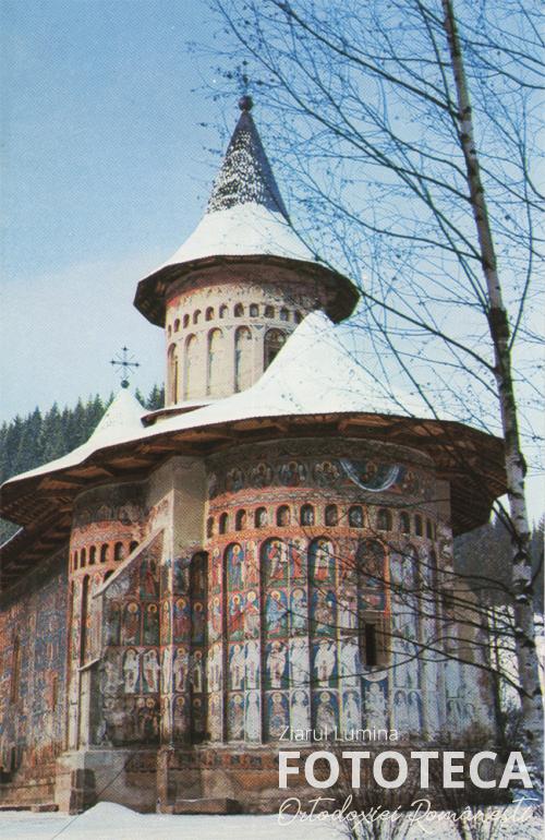 Vedere dinspre răsărit cu biserica mănăstirii Voroneţ, jud. Suceava