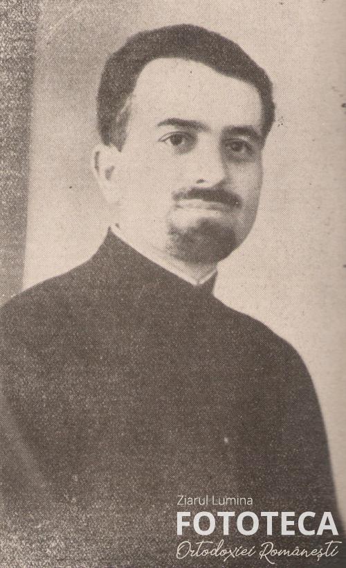Preot iconom stavrofor Daniil Iliescu, protopop de Roşiorii de Vede