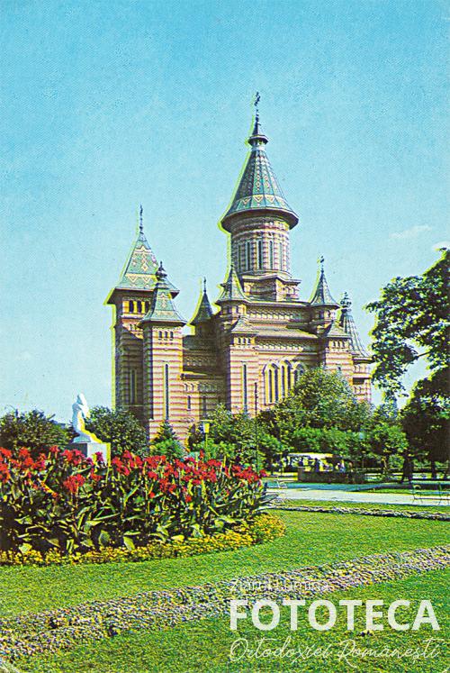 Carte poştală color privind catedrala ortodoxă română din Timişoara (foto: C. Vladu)