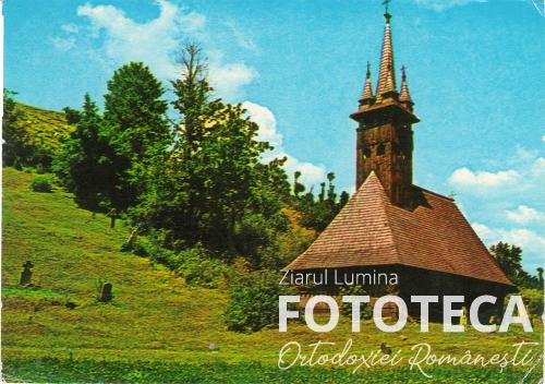 Carte poştală color privind biserica de lemn din Răzoare, jud. Maramureş, provenită din Glod, jud. Sălaj