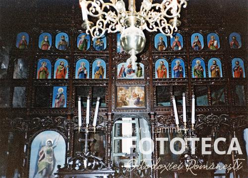 Catapeteasma restaurată a bisericii Schitul Maicilor din Bucureşti