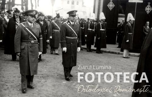 Demnitari ai statului român în cortegiul funebru