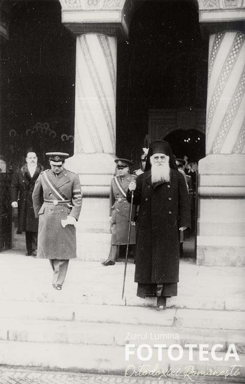 Patriarhul Miron Cristea şi viceprimministrul Armand Călinescu 