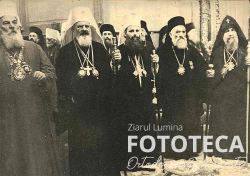 Patriarhul Justinian Marina alături de alţi întâistătători ortodocşi participanţi la conferinţa pan-ortodoxă de la Moscova