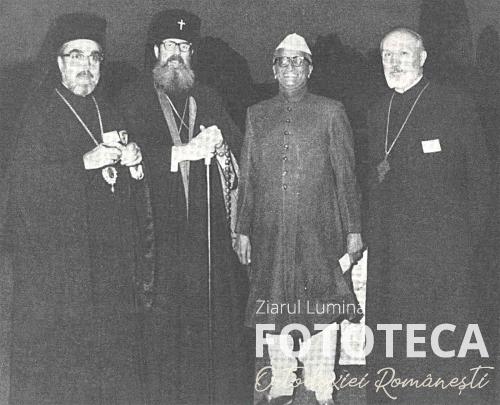 Mitropolitul Iustin Moisescu alături de arhiepiscopul Jacob al Americii şi preşedintele Parlamentului indian