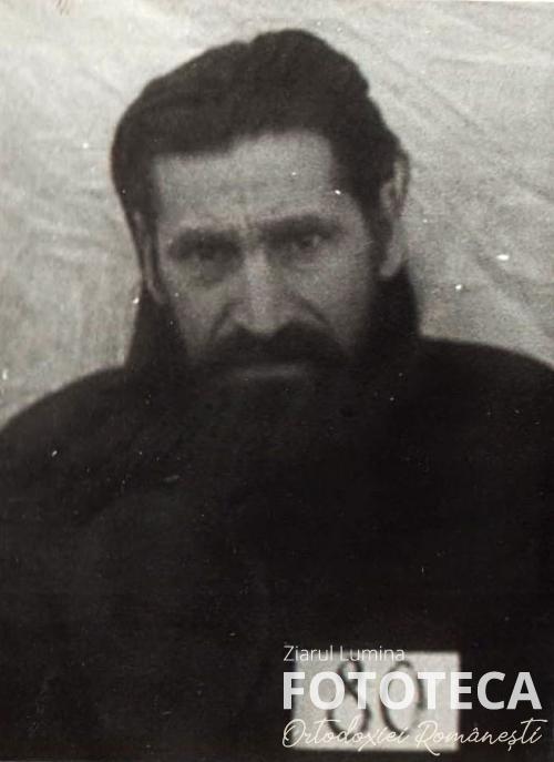 Ieromonahul Ioasaf Marcoci de la mănăstirea Durău, implicat în „Gărzile lui Decebal”, în arestul Securităţii