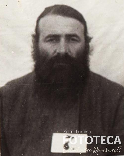 Ieromonahul Martinian Conuţ de la mănăstirea Durău, implicat în „Gărzile lui Decebal”, în arestul Securităţii