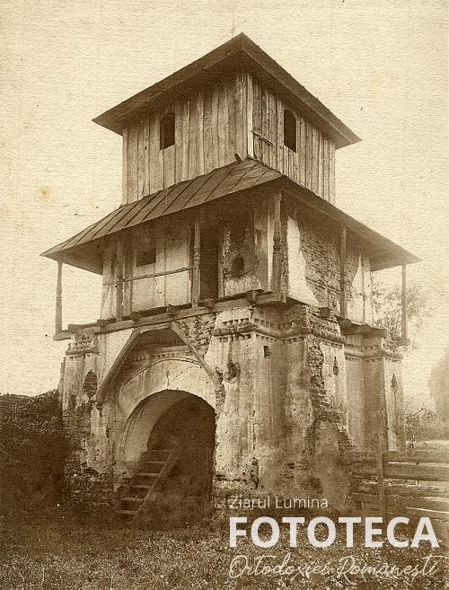 Turnul de intrare al mănăstirii Verbila, jud. Prahova