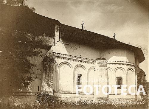 Vedere dinspre sud a bisericii mănăstirii Verbila, jud. Prahova