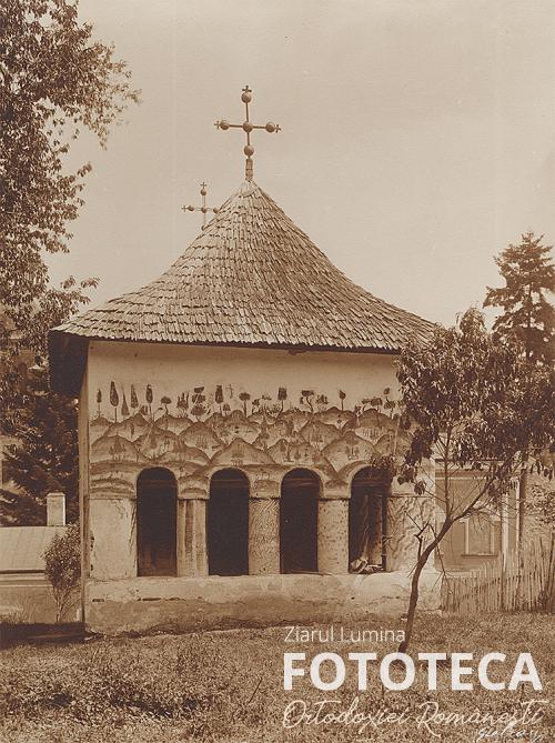 Biserica bolniţei mănăstirii Bistriţa-Vâlcea