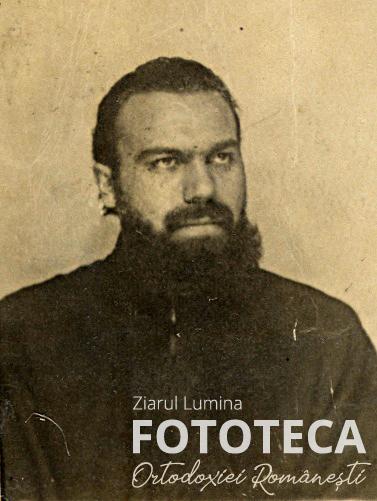 Bartolomeu Anania, fotografie din dosarul de urmărire de la Securitate