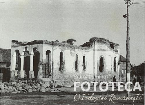 Ruinele bisericii ortodoxe din Doboşeni, jud. Covasna, devastată de horthyşti în 1940