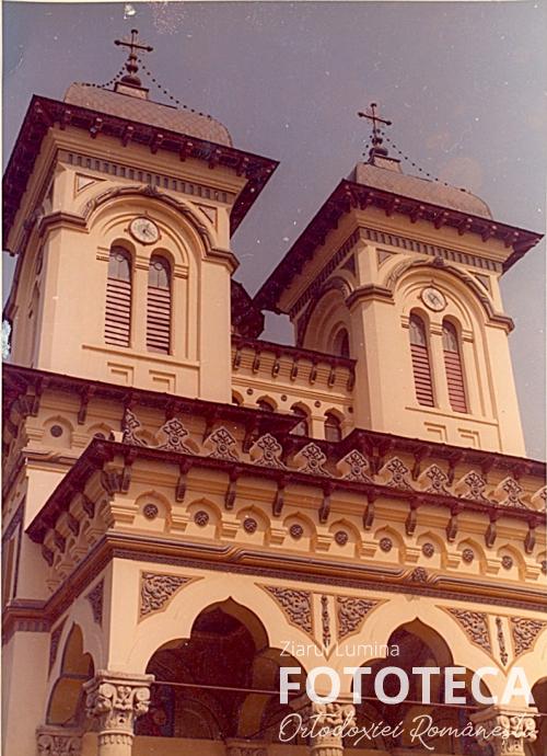 Faţada vestică a catedralei episcopale din Alexandria