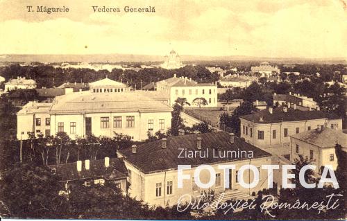 Vedere generală asupra oraşului Turnu Măgurele cu biserica „Sf. Haralambie”